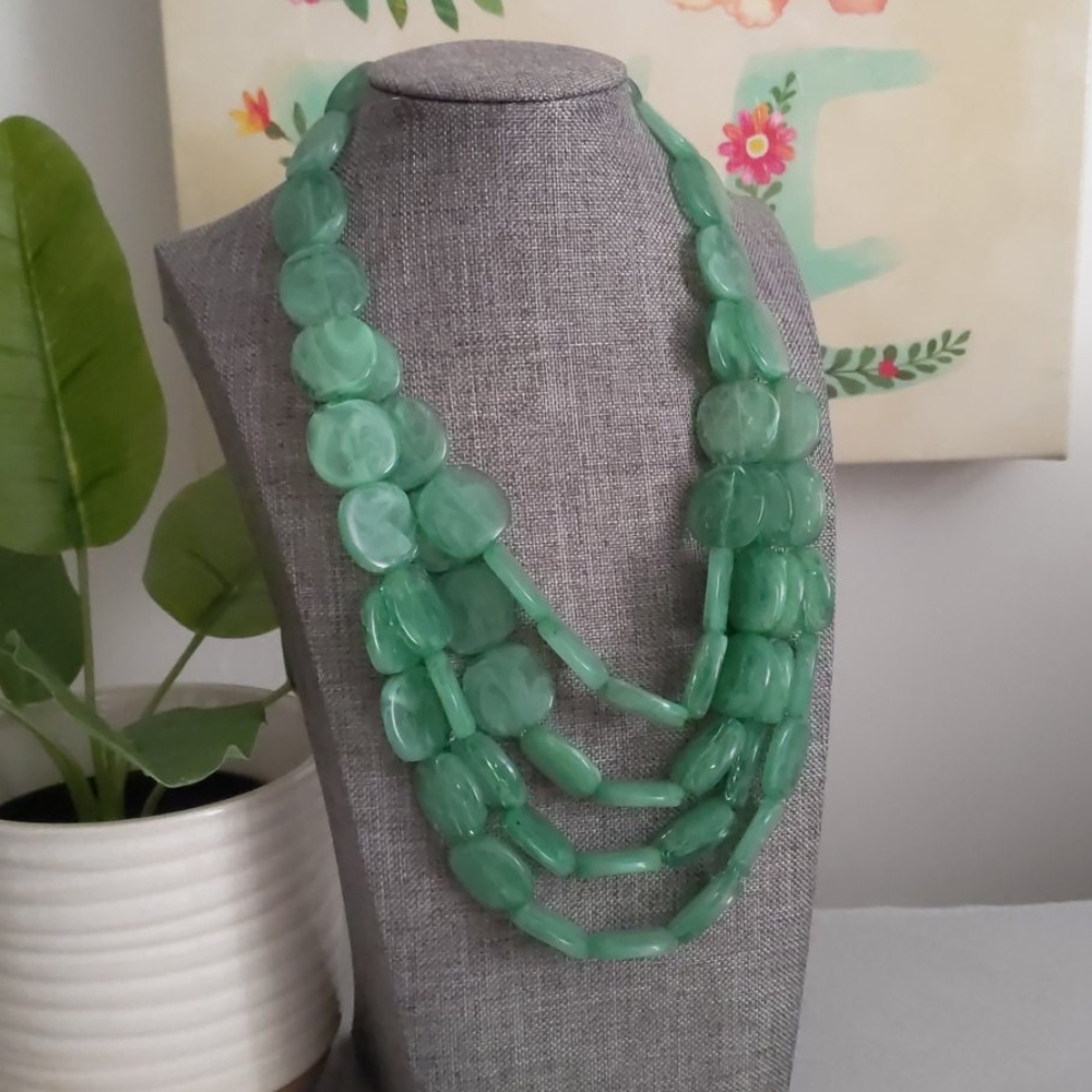NY&Co Chunky Green Bead Statement Necklace